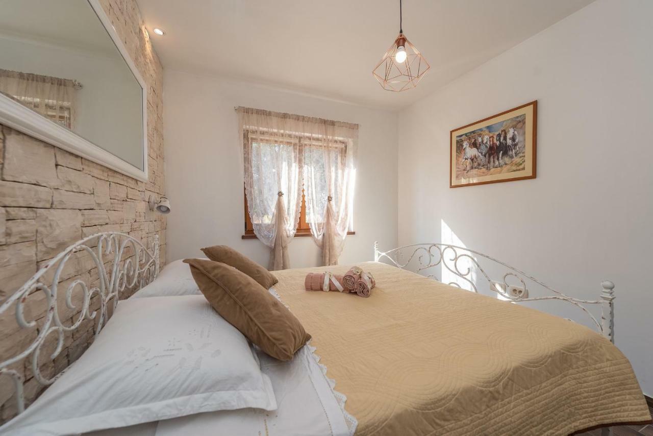 Villa Aldonna Bibinje Exterior photo